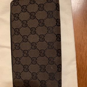 Gucci wallet!